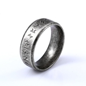 Bague Viking en Acier Inoxydable 316 Étanche pour Homme, Style Antique Argenté, Audacieuse, Foncée, Rébellienne, Bijou Punk Motard Unique pour le Quotidien - Product Image 3