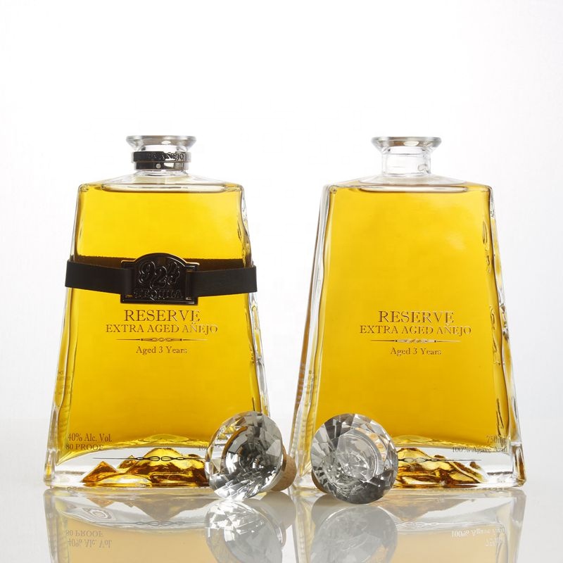 マクダウェル　ラム　空き瓶 2025年最新】23 ロンサカパの人気アイテム - メルカリ