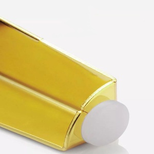 Pies de soporte metálicos en forma de trípode para pies de sofá - Product Image 6