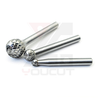 Fraise rotative en forme de boule de type D, double coupe, tige de 6 mm, qualité YT07/YT10 pour le meulage et l'ébavurage de l'acier inoxydable et du fonte.