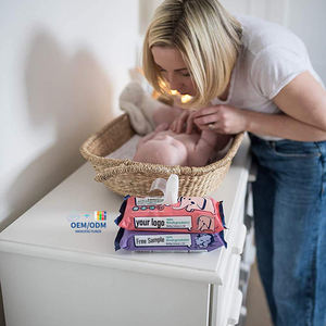 Lingettes pour bébé QIMEI OEM en gros, lingettes humides à l'aloe vera bio, naturelles, non parfumées, 100% à base de plantes, échantillon gratuit - Product Image 3