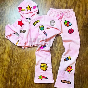 ชุดเซ็ตเสื้อฮู้ดซิปและกางเกงขายาวแบบสองชิ้นสำหรับผู้หญิง ล้างสีแบบแอซิดวอช คุณภาพสูง สำหรับผู้ผลิตเสื้อผ้าผู้หญิง รับผลิตตามแบบ - Product Image 4