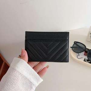 محفظة نسائية أنيقة مخصصة كهدية عيد ميلاد، تصميم عتيق طويل من الجلد الصناعي، مفتوح الإغلاق، محمول، رقيق للغاية، مع مشبك لبطاقات الائتمان - Product Image 3