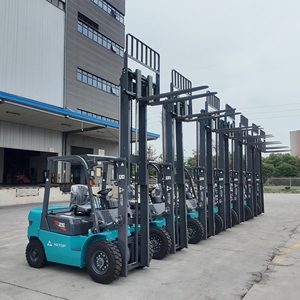 Montacargas Diésel de Alta Calidad con Motor Euro 5, 2.5 Toneladas, 3 Toneladas, 3.5 Toneladas, 4 Toneladas, Mástil Tríplex para Contenedores, Modelo en Oferta en Europa - Product Image 4