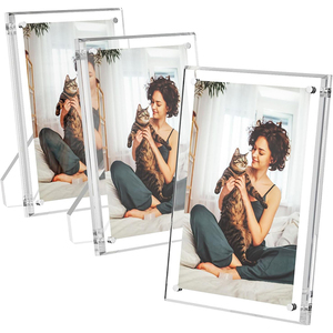 Cadres photo magnétiques en acrylique <span class=keywords><strong>transparent</strong></span> personnalisés en usine avec support Cubes cadeaux flottants <span class=keywords><strong>pour</strong></span> affichage de bureau à domicile - Product Image 1