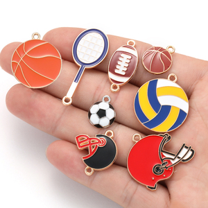 16 Phong Cách Men Bóng Đá Thể Thao Charms Bóng Bầu Dục Đội Mũ Bảo Hiểm Mặt Dây Chuyền Vòng Đeo Tay Vòng Cổ Tự Làm Đồ Trang Sức Phát Hiện Phụ Kiện <span class=keywords><strong>W363</strong></span> - Product Image 2