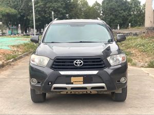 โตโยต้า ไฮแลนเดอร์ ปี 2007 เครื่องยนต์ 3.5L V6 เกียร์อัตโนมัติ 5 สปีด รถ SUV 7 ที่นั่ง – รถ SUV ญี่ปุ่นที่เชื่อถือได้ รถ SUV ครอบครัวขนาดใหญ่ สำหรับส่งออกไปไทย - Product Image 2