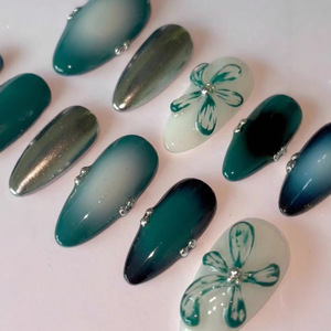 <span class=keywords><strong>Uñas</strong></span> Postizas Adhesivas al por Mayor, Diseño 3D Personalizado, Almendradas, ABS, Francesas, Reutilizables, Blancas, Rosas, con Líneas Doradas, Cobertura Completa, <span class=keywords><strong>Uñas</strong></span> a Granel - Product Image 5