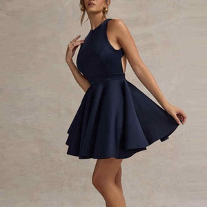 Robe Courte Vintage Sexy sans Manches et Dos Nu Coupe Trapèze Élégante et Tendance pour Femme – Collection 2025 - Product Image 3