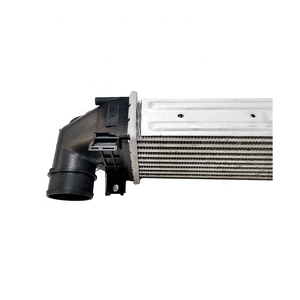 OEM automatique LR031466 de refroidisseur intermédiaire de voiture de systèmes de refroidissement d'excellente représentation - Product Image 5