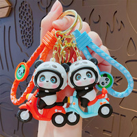 Llavero de muñeco de panda con diseño de locomotora de dibujos animados creativo, colgante lindo para pareja, para bolso y llaves de coche, regalo al por mayor