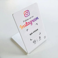 Dapat disesuaikan 10*10cm PVC plastik NFC Menu Tampilan berdiri dengan kode Qr akrilik kosong tahan air fitur Chip ulasan Media sosial