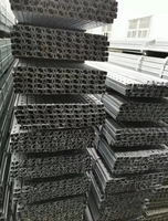 Rail de montage solaire en alliage d'aluminium à prix d'usine pour structure de support de panneaux solaires sur toiture