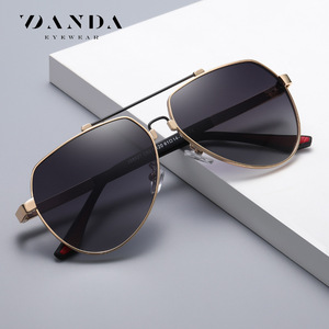 แว่นกันแดดนักบิน DANDA รุ่น JS8527 โพลาไรซ์ UV400 สำหรับผู้ชาย ทรงสี่เหลี่ยม ขอบเต็ม ป้องกันแสงสะท้อน - Product Image 3