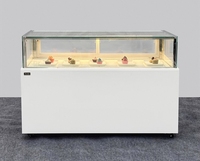 Vitrine Réfrigérée Commerciale Simple Couche Carrée en Verre à Refroidissement par Air avec Contrôle Numérique pour Pâtisserie
