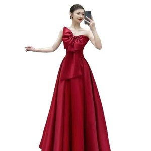 Women's Bow Evening Gown Wine Red Satin One-Shoulder A-Line Empire Waist Long Dress For Banquets And Birthdays - Product Image 3