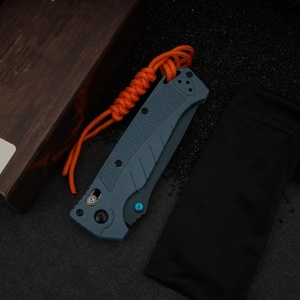 Cuchillo Plegable BM18060 con Hoja de Acero Inoxidable Tipo Drop Point, Mango de Fibra de Nylon, para Camping, Uso Diario, con Apoyo para el Pulgar, OEM - Product Image 5