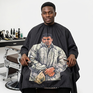 Capa de Barbero con Estampado Gráfico de El Chapo, Impermeable, para Salón de Belleza, Capa para Cortar el Cabello - Product Image 1