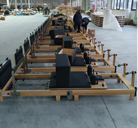 Reformer Pilates Standard en Bois de Chêne Durable, Pliable et Réglable, pour la Maison, la Salle de Sport, le Studio de Pilates et l'Utilisation Commerciale