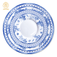 Vaisselle élégante bleue et blanche, ensembles de vaisselle en céramique exquis, assiette de présentation en porcelaine osseuse pour mariage, fête et restaurant