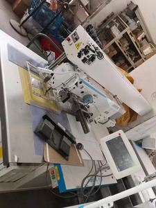 Máquina de Coser Industrial Usada de Buena Calidad, Modelo Jack T3520, Totalmente Automática para Abrir Bolsas - Product Image 4