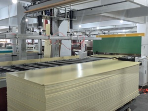 Design moderne Anti-moisissure Imperméable au feu Insonorisé WPC Revêtements muraux Isolation thermique Motif 3D Intérieur de la maison - Product Image 6