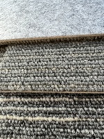 Tuile de moquette réversible ignifuge écologique 50x50 Carreau de moquette de sol de bureau commercial en nylon rembourré PE