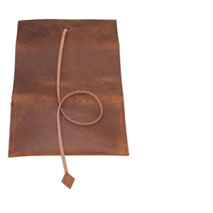 Estuche de Tabaco Personalizado de Cuero Genuino para Tabaco Amber Leaf de 50g, Estuche para Tabaco de Liar - Product Image 4