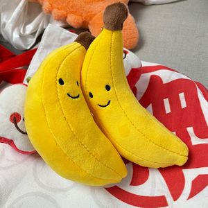 Porte-clés en peluche mignons de 4 pouces en forme de pomme et de banane, breloques en peluche en gros, porte-clés en peluche en vrac - Product Image 5