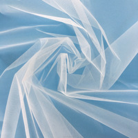 Rouleau de tissu en tulle illusion brodé 100% nylon 20D transparent, maille tricotée douce blanche pour robe de mariée et voile