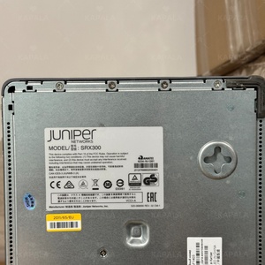 Commutateur réseau Juniper SRX300 avec fonctionnalité PoE, 48 ports 10/100/1000 Mbps, capacité 40 Gbps - Product Image 4