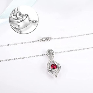 Collana Minimalista con Ciondolo a Croce per Donna, Gioiello alla Moda, Regalo per Lei - Product Image 5