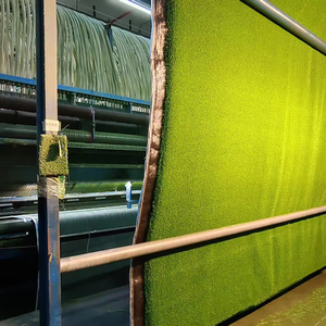 Tấm thảm cỏ cho chó 20/30/40mm, có thể giặt, màu xanh lá, chất liệu tổng hợp mềm mại, có lỗ thoát nước, dùng cho sân thể thao, trong nhà, chuồng chó - Product Image 2