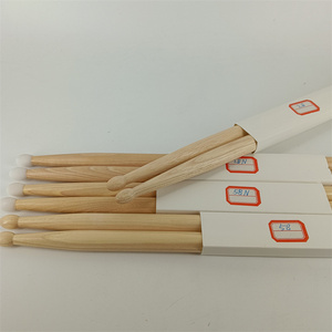 <span class=keywords><strong>Baquetas</strong></span> de Hickory de Alta Calidad con Punta de Nailon <span class=keywords><strong>2B</strong></span> - Product Image 4
