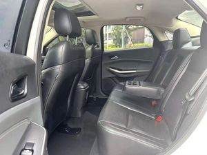 Ford Escort Sedan 2015 1.5 Comfort Manuale LHD Euro 5 Bianco Benzina Auto Usata per Esportazione - Product Image 6