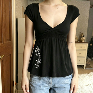 เสื้อลำลองเข้ารูปเอวปักลายดอกไม้ขนาดเล็กแนววินเทจย้อนยุค - Product Image 6