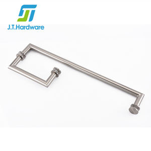 Tubulação redonda do banheiro ce, com corredores escurecidos, porta de latão, alça de puxar, conjunto de combinação de toalha e barra - Product Image 1