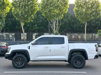 Pick-up d'occasion 2023, conduite à gauche, automatique, turbo, sièges en cuir, pneus R17, caméra de recul 360°