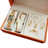 Design carré, style élégant et intemporel pour femmes. Mouvement à quartz pour une précision horaire sans échange de piles