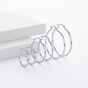 Orecchini a Cerchio in Argento Sterling 925 Placcati in Oro e Rodio, Personalizzabili, alla Moda, per Donne, Ideali come Regalo per Matrimoni e Feste - Product Image 2