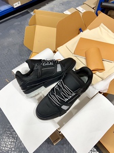 Zapatillas de Lujo Auténticas para Hombre Estilo Retro de Baloncesto, Tenis y Casuales, Calzado Deportivo Original para Caminar - Product Image 6