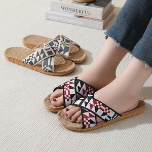 Sandali Unisex Estivi da Interno Comodi con Punta Aperta in <span class=keywords><strong>Lino</strong></span> e Suola in EVA, Fodera in <span class=keywords><strong>Lino</strong></span>, <span class=keywords><strong>Calzature</strong></span> Portatili in Plastica - Product Image 2