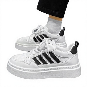 Nouvelles Chaussures de Course pour Hommes Automne – Confortables, Décontractées, pour la Marche en Extérieur, avec Doublure en Maille et Semelle Intérieure en EVA – Logo Personnalisable – Vente en Gros - Product Image 2