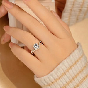 S925 in argento sterling corona di diamanti con anello di moissanite luce di lusso alla moda moissanite - Product Image 4