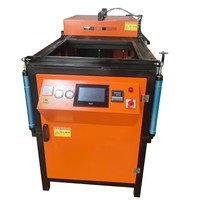 Machine de thermoformage professionnelle Chaojun pour laboratoire dentaire, produisant des gouttières souples dentaires précises et des aligneurs orthodontiques en matériau de 3,0 mm