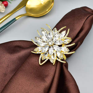 Tovagliolo di cristallo di loto anello di strass perla oro <span class=keywords><strong>fiore</strong></span> portatovaglioli per feste di matrimonio decorazione tavolo da pranzo in metallo - Product Image 1