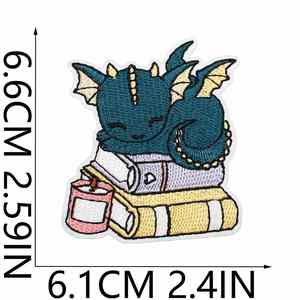 Parche Bordado Termoadhesivo de Dibujos Animados 'I Love Reading Dinosaur Book' para Ropa, Bolsas y Decoración - Product Image 4