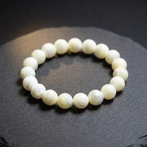 Pulsera Elástica de Perlas de Madreperla, Cuentas Redondas de Concha Blanca, Joyería de Moda Hecha a Mano para Mujer, Venta al por Mayor en India - Product Image 1