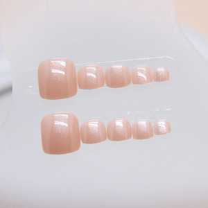 24 <span class=keywords><strong>Uñas</strong></span> <span class=keywords><strong>Postizas</strong></span> <span class=keywords><strong>de</strong></span> ABS con Cobertura Total, Color Blanco Perla Brillante, con Pegamento <span class=keywords><strong>para</strong></span> Mujeres y <span class=keywords><strong>Niñas</strong></span> - Product Image 4