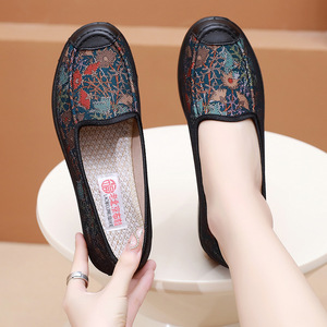 รองเท้ากันลื่นพื้นเรียบระบายอากาศได้ดีสำหรับผู้หญิงคุณแม่วัยกลางเดินสไตล์ใหม่ฤดูใบไม้ร่วง2025 - Product Image 4